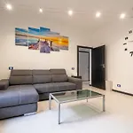 La Casa Del Lubra - 500mt Dal Mare E 5 Minuti In Auto Dal Porto