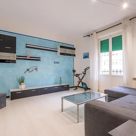 Apartment La Casa Del Lubra - A 2 Passi Dalla Stazione E Dal Porto
