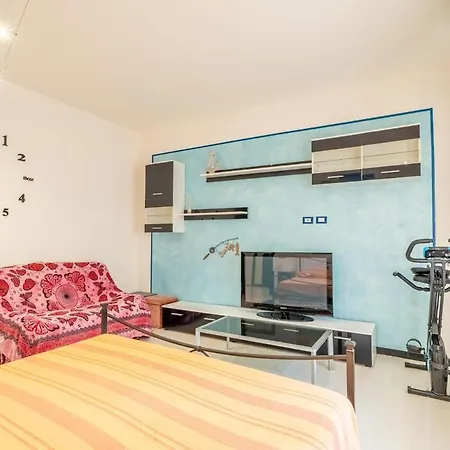 La Casa Del Lubra - 500mt Dal Mare E 2 Passi Dal Centro شقة *